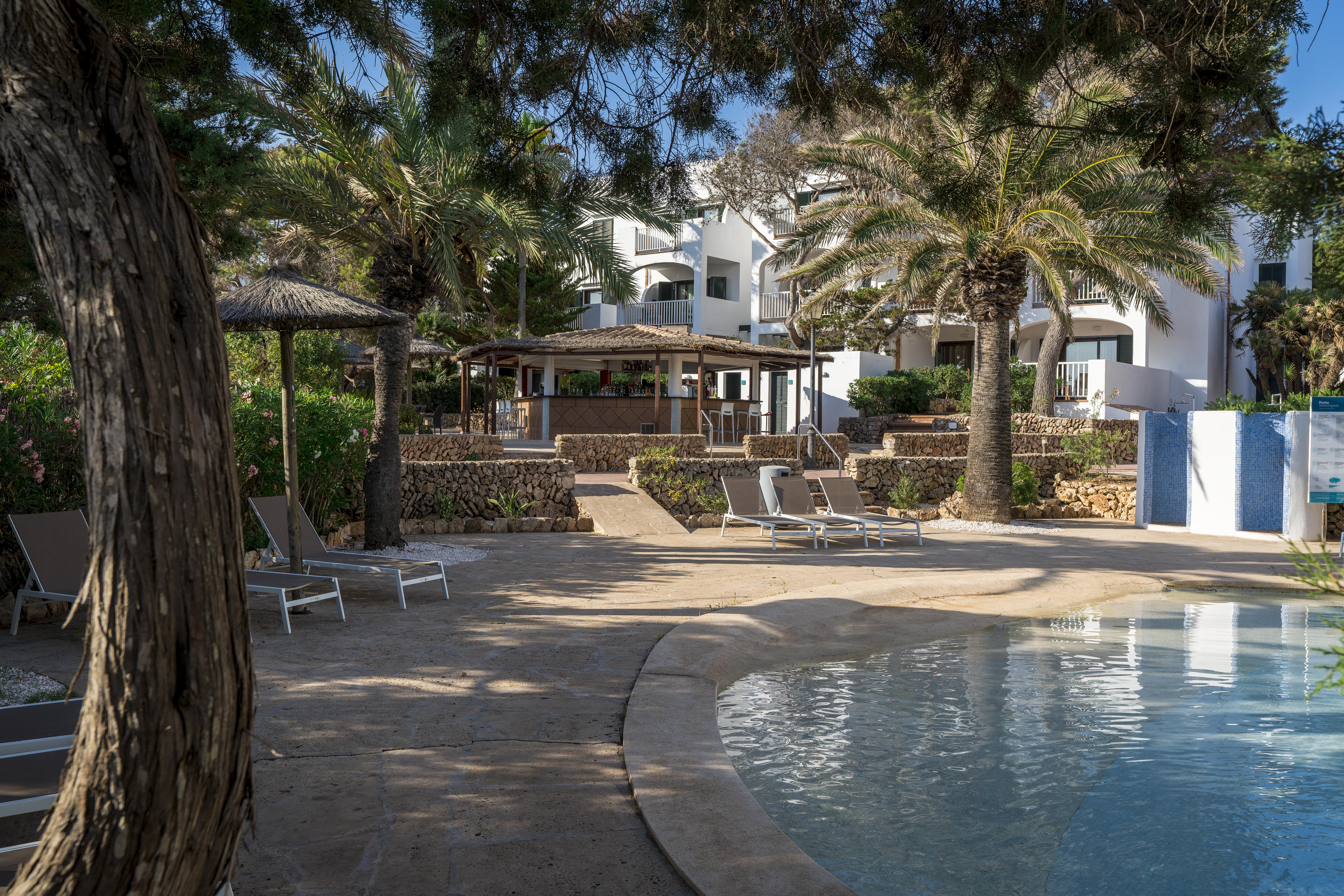 Alua Suites Las Rocas Cala D´Or المظهر الخارجي الصورة